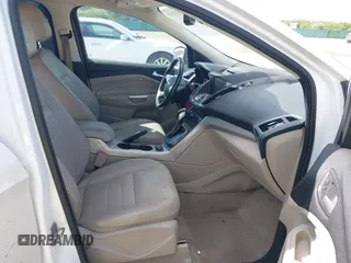 2013 Ford Escape SEL с VIN 1FMCU9HX0DUB55357, выставлен на аукционе IAAI как лот 42476929 с пробегом 148 421 миль миль и . История ставок и продаж доступна на DreamBid. Изображение 5.