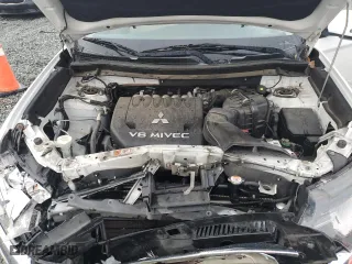 2016 Mitsubishi Outlander GT with VIN JA4JZ4AX8GZ006027, listed as a Copart auction lot 84062804 with 158,474 mi miles and Salvage Title. Bid and sale history available at carsss.com. Image 14.