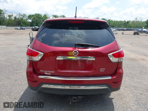 2014 Nissan Pathfinder S z VIN 5N1AR2MM6EC699851, wystawiony jako IAAI lot #42560019 z przebiegiem 186 627 mil mil oraz . Historia ofert i sprzedaży dostępna na DreamBid. Obrazek 16.