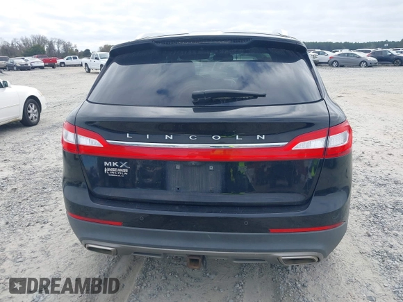 2017 Lincoln MKX Reserve with VIN 2LMPJ6LR0HBL16324, listed as a IAAI auction lot 41157696 with 118,028 mi miles. Bid and sale history available at carsss.com. Image 16.