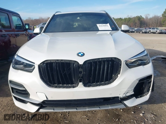 2022 BMW X5 sDrive40i with VIN 5UXCR4C05N9J18410, listed as a IAAI auction lot 41638894 with 42,971 mi miles. Bid and sale history available at carsss.com. Image 13.