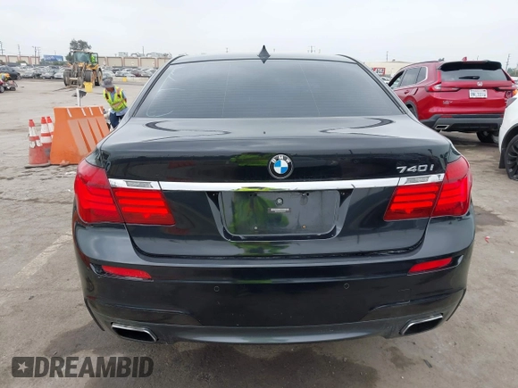 2015 BMW 7 Series 740i with VIN WBAYA6C54FG273188, listed as a IAAI auction lot 42563572 with 70,675 mi miles and . Bid and sale history available at DreamBid. Image 17.