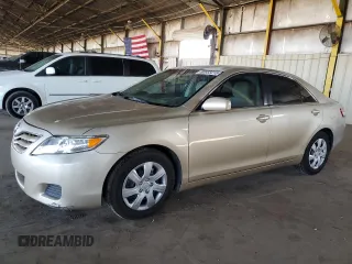 2010 Toyota Camry z VIN 4T4BF3EK7AR009664, wystawiony jako Copart lot #60933215 z przebiegiem 253 195 mil mil oraz Czysty tytuł • Clean title. Historia ofert i sprzedaży dostępna na DreamBid. Obrazek 1.