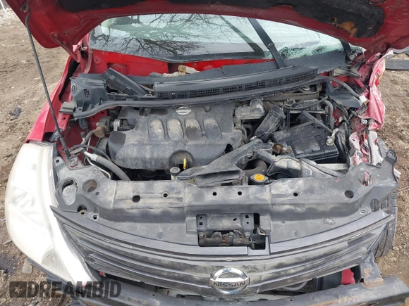 2011 Nissan Versa S z VIN 3N1BC1CP0BL494240, wystawiony jako IAAI lot #41703008 z przebiegiem 182 284 mil mil oraz . Historia ofert i sprzedaży dostępna na DreamBid. Obrazek 10.