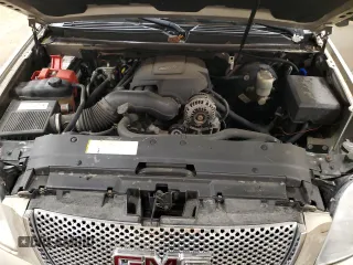 2007 GMC Yukon Denali z VIN 1GKFK638X7J301747, wystawiony jako Copart lot #57597345 z przebiegiem 186 365 mil mil oraz Szkoda całkowita • Salvage title. Historia ofert i sprzedaży dostępna na DreamBid. Obrazek 12.