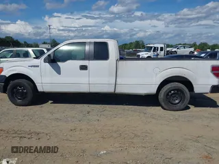 2013 Ford F-150 XL z VIN 1FTFX1CFXDKE21083, wystawiony jako IAAI lot #42548084 z przebiegiem Nie podano mil oraz . Historia ofert i sprzedaży dostępna na DreamBid. Obrazek 13.