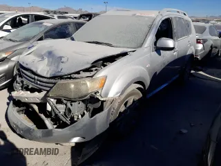 2008 Mitsubishi Outlander SE z VIN JA4LT31W68Z016164, wystawiony jako Copart lot #79294084 z przebiegiem 148 527 mil mil oraz Nie do naprawy • Non repairable. Historia ofert i sprzedaży dostępna na DreamBid. Obrazek 1.