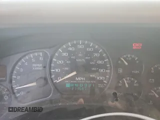 2002 Chevrolet Silverado 1500HD LS z VIN 1GCGC13U22F115497, wystawiony jako Copart lot #66585824 z przebiegiem 211 687 mil mil oraz Szkoda całkowita • Salvage title. Historia ofert i sprzedaży dostępna na DreamBid. Obrazek 9.