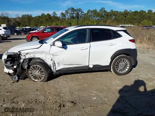 2021 Hyundai Kona SEL with VIN KM8K22AA9MU736208, listed as a IAAI auction lot 41452138 with 64,339 mi miles. Bid and sale history available at carsss.com. Image 14.