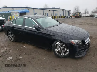 2020 Mercedes-Benz E-Class E 350 with VIN WDDZF8EB8LA735389, listed as a Copart auction lot 43733653 with 27,498 mi miles. Bid and sale history available at carsss.com. Image 4.