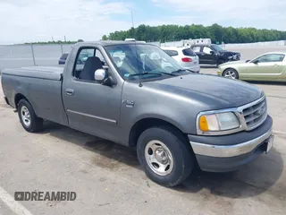 2002 Ford F-150 XL z VIN 1FTRF17W22NA77707, wystawiony jako IAAI lot #42291542 z przebiegiem Nie podano mil oraz . Historia ofert i sprzedaży dostępna na DreamBid. Obrazek 1.