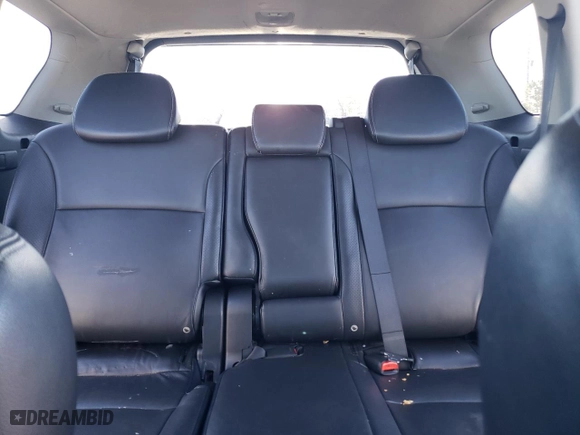 2010 Mitsubishi Outlander XLS with VIN JA4JT4AX7AZ005377, listed as a Copart auction lot 82234564 with 250,831 mi miles and Salvage Title. Bid and sale history available at carsss.com. Image 10.