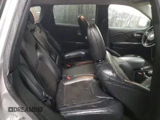 2020 Jeep Cherokee Latitude Plus z VIN 1C4PJMLB6LD548551, wystawiony jako Copart lot #84734864 z przebiegiem 69 834 mil mil oraz Nie do naprawy • Non repairable. Historia ofert i sprzedaży dostępna na DreamBid. Obrazek 10.