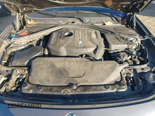 2018 BMW 3 Series 330i xDrive with VIN WBA8Z9C52JG828478, listed as a IAAI auction lot 41326732 with 86,463 mi miles. Bid and sale history available at carsss.com. Image 10.