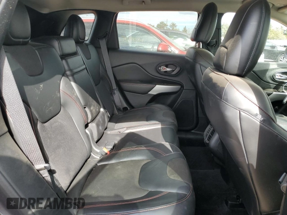 2018 Jeep Cherokee Trailhawk with VIN 1C4PJMBB2JD506327, listed as a Copart auction lot 75747364 with 186,413 mi miles and Salvage Title. Bid and sale history available at DreamBid. Image 10.
