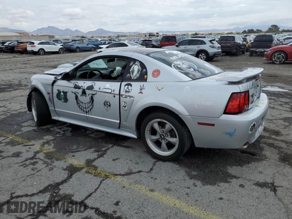 2001 Ford Mustang GT Deluxe с VIN 1FAFP42X51F228359, выставлен на аукционе Copart как лот 55808615 с пробегом 192 689 миль миль и Списание • Salvage title. История ставок и продаж доступна на DreamBid. Изображение 2.