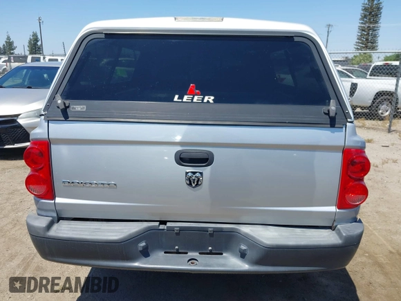 2008 Dodge Dakota ST with VIN 1D7HE22K08S550478, listed as a IAAI auction lot 42194745 with 197,358 mi miles and . Bid and sale history available at DreamBid. Image 16.