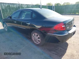 2008 Buick LaCrosse CX with VIN 2G4WC582081315249, listed as a IAAI auction lot 42065372 with 190,123 mi miles. Bid and sale history available at carsss.com. Image 3.