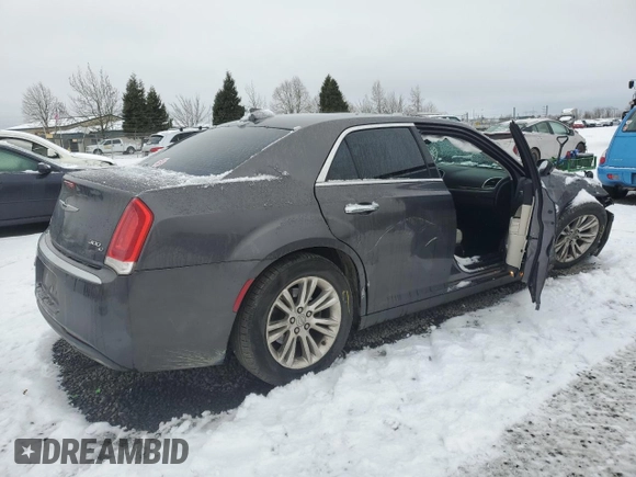 2015 Chrysler 300 C with VIN 2C3CCAET3FH802449, listed as a Copart auction lot 44647285 with 123,358 mi miles and Salvage Title. Bid and sale history available at DreamBid. Image 3.