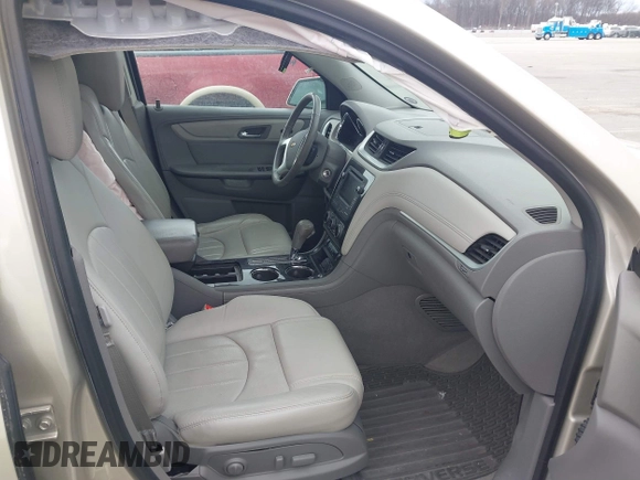 2015 Chevrolet Traverse LTZ z VIN 1GNKRJKD6FJ237851, wystawiony jako IAAI lot #41847524 z przebiegiem 84 809 mil mil oraz . Historia ofert i sprzedaży dostępna na DreamBid. Obrazek 5.