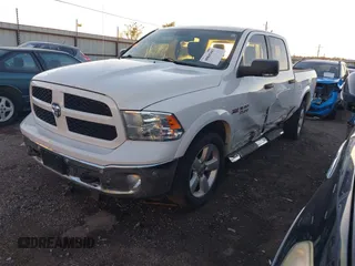 2015 Ram 1500 Lone Star z VIN 1C6RR6LT5FS630364, wystawiony jako IAAI lot #40845483 z przebiegiem 180 012 mil mil oraz . Historia ofert i sprzedaży dostępna na DreamBid. Obrazek 17.