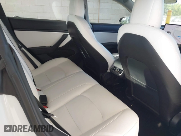2020 Tesla Model 3 Performance z VIN 5YJ3E1EC2LF624900, wystawiony jako IAAI lot #42127589 z przebiegiem 36 758 mil mil oraz . Historia ofert i sprzedaży dostępna na DreamBid. Obrazek 8.