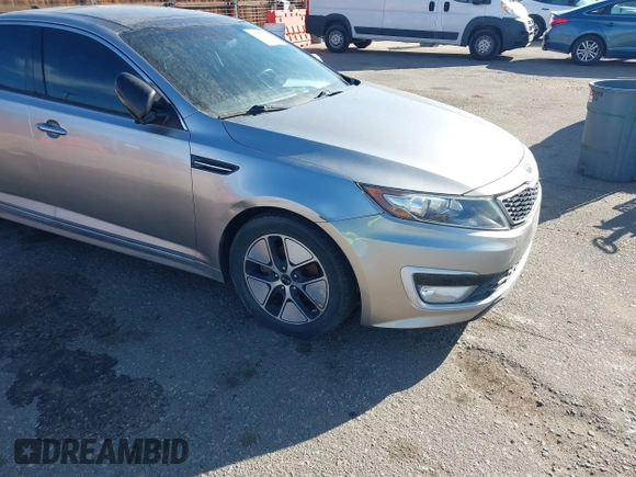 2012 Kia Optima Hybrid with VIN KNAGM4AD0C5009507, listed as a IAAI auction lot 41551835 with 92,878 mi miles. Bid and sale history available at carsss.com. Image 6.