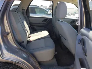 2006 Ford Escape XLT с VIN 1FMYU93166KB18305, выставлен на аукционе IAAI как лот 42316332 с пробегом 252 743 миль миль и . История ставок и продаж доступна на DreamBid. Изображение 8.