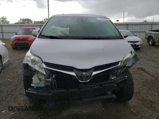 2018 Toyota Sienna LE Auto Access Seat with VIN 5TDKZ3DC6JS944274, listed as a Copart auction lot 51341315 with 49,036 mi miles and Salvage Title. Bid and sale history available at DreamBid. Image 5.