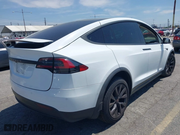 2016 Tesla Model X 70D z VIN 5YJXCAE29GF002170, wystawiony jako IAAI lot #42334842 z przebiegiem 119 104 mil mil oraz . Historia ofert i sprzedaży dostępna na DreamBid. Obrazek 4.