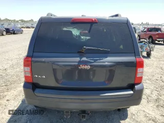 2016 Jeep Patriot Sport with VIN 1C4NJRBBXGD566336, listed as a Copart auction lot 58237085 with 95,354 mi miles and Salvage title. Bid and sale history available at DreamBid. Image 6.