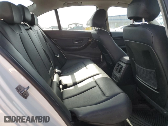 2015 BMW 3 Series 328i with VIN WBA3C1C51FP852825, listed as a Copart auction lot 53169305 with 184,383 mi miles and Salvage title. Bid and sale history available at DreamBid. Image 10.