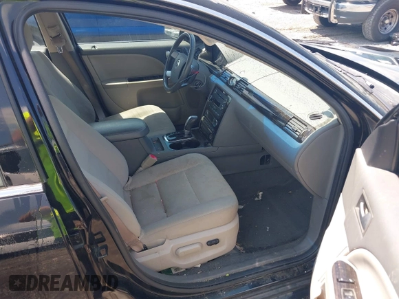 2008 Mercury Sable with VIN 1MEHM40W18G625706, listed as a IAAI auction lot 42115549 with 176,557 mi miles. Bid and sale history available at carsss.com. Image 5.