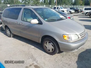 2003 Toyota Sienna LE with VIN 4T3ZF13C23U546591, listed as a IAAI auction lot 42777026 with 233,569 mi miles and . Bid and sale history available at DreamBid. Image 1.