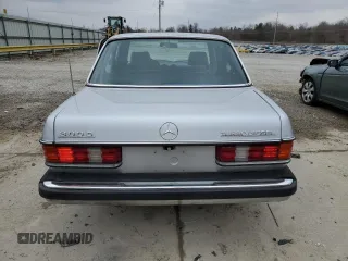 1983 Mercedes-Benz 300 D с VIN WDBAB33A6DB021786, выставлен на аукционе Copart как лот 48110185 с пробегом 152 934 миль миль и На запчасти • Non repairable. История ставок и продаж доступна на DreamBid. Изображение 6.