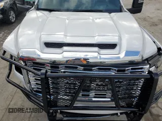 2024 GMC Sierra 2500HD Denali z VIN 1GT49RE74RF395604, wystawiony jako Copart lot #41529455 z przebiegiem 16 545 mil mil oraz Szkoda całkowita • Salvage title. Historia ofert i sprzedaży dostępna na DreamBid. Obrazek 11.