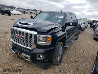 2017 GMC Sierra 2500HD Denali with VIN 1GT12UEY6HF190500, listed as a Copart auction lot 87604575 with 0 mi miles and Salvage Title. Bid and sale history available at carsss.com. Image 1.