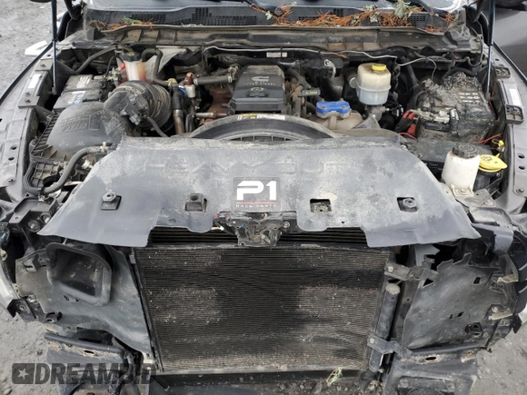 2017 Ram 2500 Tradesman z VIN 3C6UR5HL2HG683630, wystawiony jako Copart lot #83050924 z przebiegiem 172 593 mil mil oraz Szkoda całkowita • Salvage title. Historia ofert i sprzedaży dostępna na DreamBid. Obrazek 11.