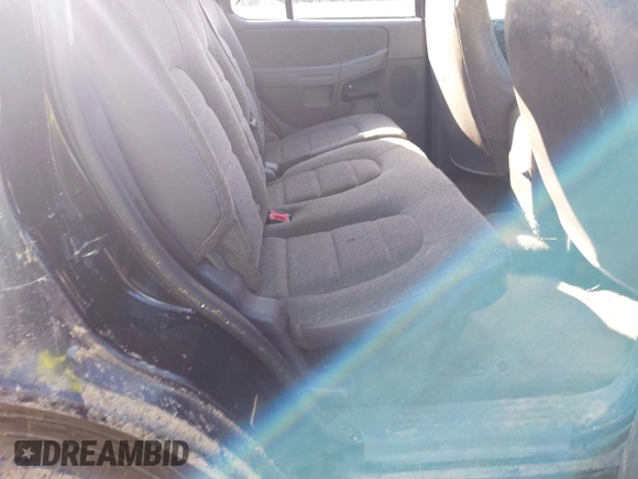 2005 Ford Explorer XLS with VIN 1FMZU62K95UA61162, listed as a IAAI auction lot 42001366 with Not Provided miles and . Bid and sale history available at DreamBid. Image 8.