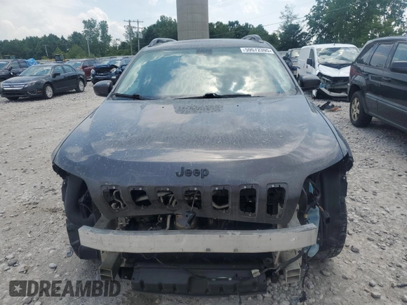 2020 Jeep Cherokee Altitude z VIN 1C4PJMLX1LD500337, wystawiony jako Copart lot #59672395 z przebiegiem 168 344 mil mil oraz Szkoda całkowita • Salvage title. Historia ofert i sprzedaży dostępna na DreamBid. Obrazek 5.