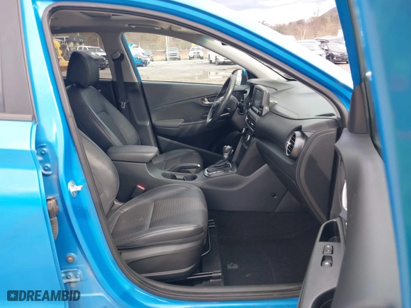 2018 Hyundai Kona Limited with VIN KM8K3CA59JU179785, listed as a IAAI auction lot 41912847 with 77,946 mi miles. Bid and sale history available at carsss.com. Image 5.