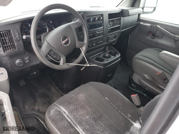 2019 GMC Savana Cargo Van with VIN 1GTW7AFGXK1281852, listed as a Copart auction lot 85546514 with 147,683 mi miles and Salvage Title. Bid and sale history available at carsss.com. Image 8.