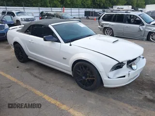 2007 Ford Mustang GT Deluxe с VIN 1ZVHT85HX75318578, выставлен на аукционе IAAI как лот 42740222 с пробегом 94 114 миль миль и . История ставок и продаж доступна на DreamBid. Изображение 1.