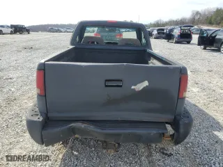 1997 GMC Sonoma SLS with VIN 1GTCS14X8VK507860, listed as a Copart auction lot 45328845 with 243,382 mi miles and Salvage Title. Bid and sale history available at carsss.com. Image 6.