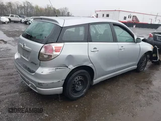 2006 Toyota Matrix STD with VIN 2T1KR32E86C603138, listed as a IAAI auction lot 42012140 with 251,493 mi miles and . Bid and sale history available at carsss.com. Image 4.