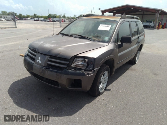 2005 Mitsubishi Endeavor LS with VIN 4A4MM21S65E044878, listed as a IAAI auction lot 40503526 with 186,503 mi miles. Bid and sale history available at carsss.com. Image 2.