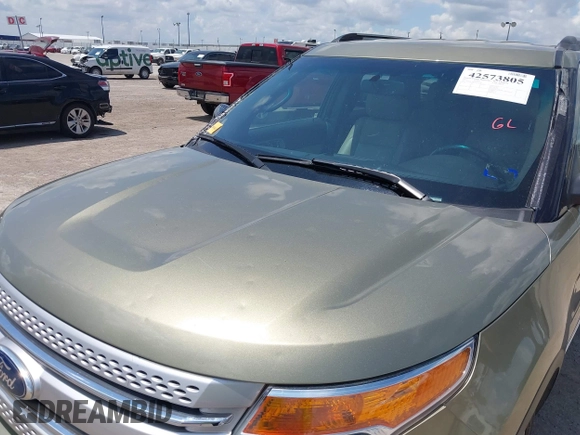 2012 Ford Explorer XLT with VIN 1FMHK7D8XCGA23797, listed as a IAAI auction lot 42573805 with 139,371 mi miles and . Bid and sale history available at DreamBid. Image 12.