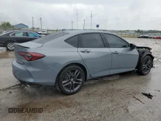 2024 Acura TLX w/A-Spec Package with VIN 19UUB6F5XRA001862, listed as a Copart auction lot 70484204 with 1,400 mi miles and Salvage Title. Bid and sale history available at carsss.com. Image 3.