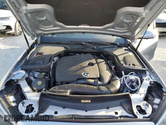 2021 Mercedes-Benz E 350 z VIN W1KZF8EB7MA933821, wystawiony jako Copart lot #50354235 z przebiegiem 32 299 mil mil oraz Nie do naprawy • Non repairable. Historia ofert i sprzedaży dostępna na DreamBid. Obrazek 11.