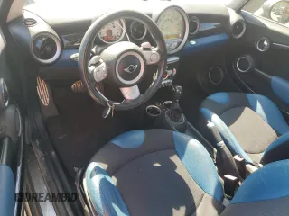 2009 MINI Hardtop S with VIN WMWMF73589TW80965, listed as a Copart auction lot 56578695 with 80,012 mi miles and Clean Title. Bid and sale history available at DreamBid. Image 8.